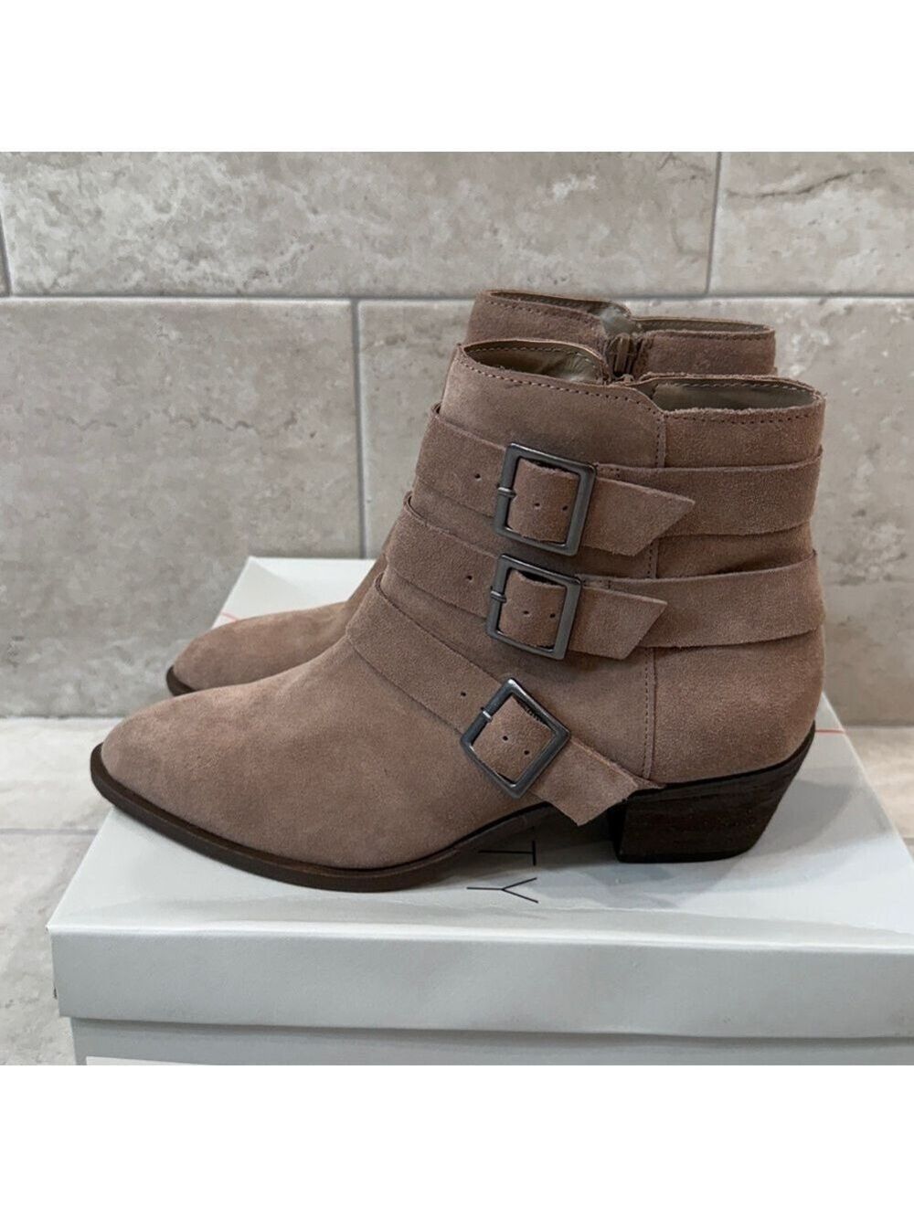 Sole Society Taupe Nelmaeya Suede Boots size 7 - Picture 4 of 7
